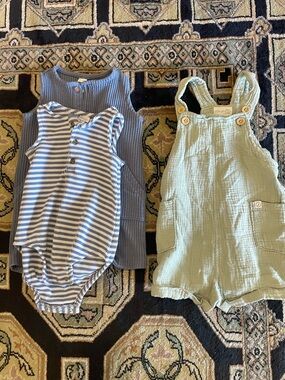 Carter’s Unisex Waffle + Muslin Summer Bundle (18 mos)